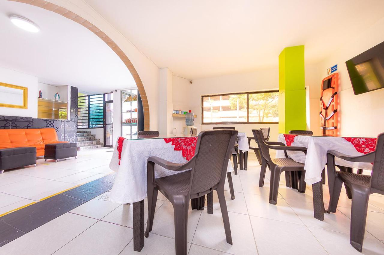 Ayenda Villas De San Juan Medellin Ngoại thất bức ảnh