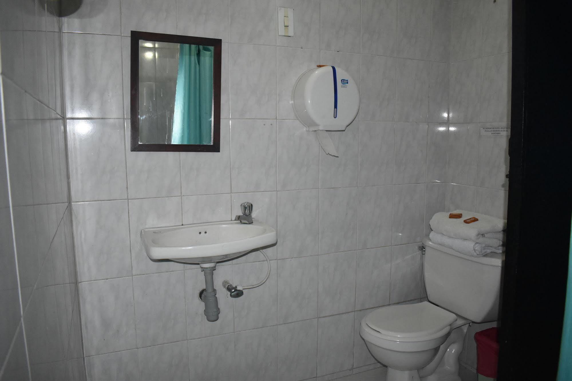 Ayenda Villas De San Juan Medellin Ngoại thất bức ảnh