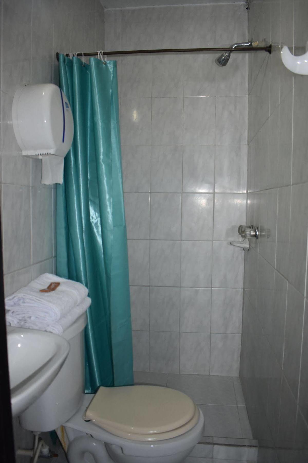 Ayenda Villas De San Juan Medellin Ngoại thất bức ảnh